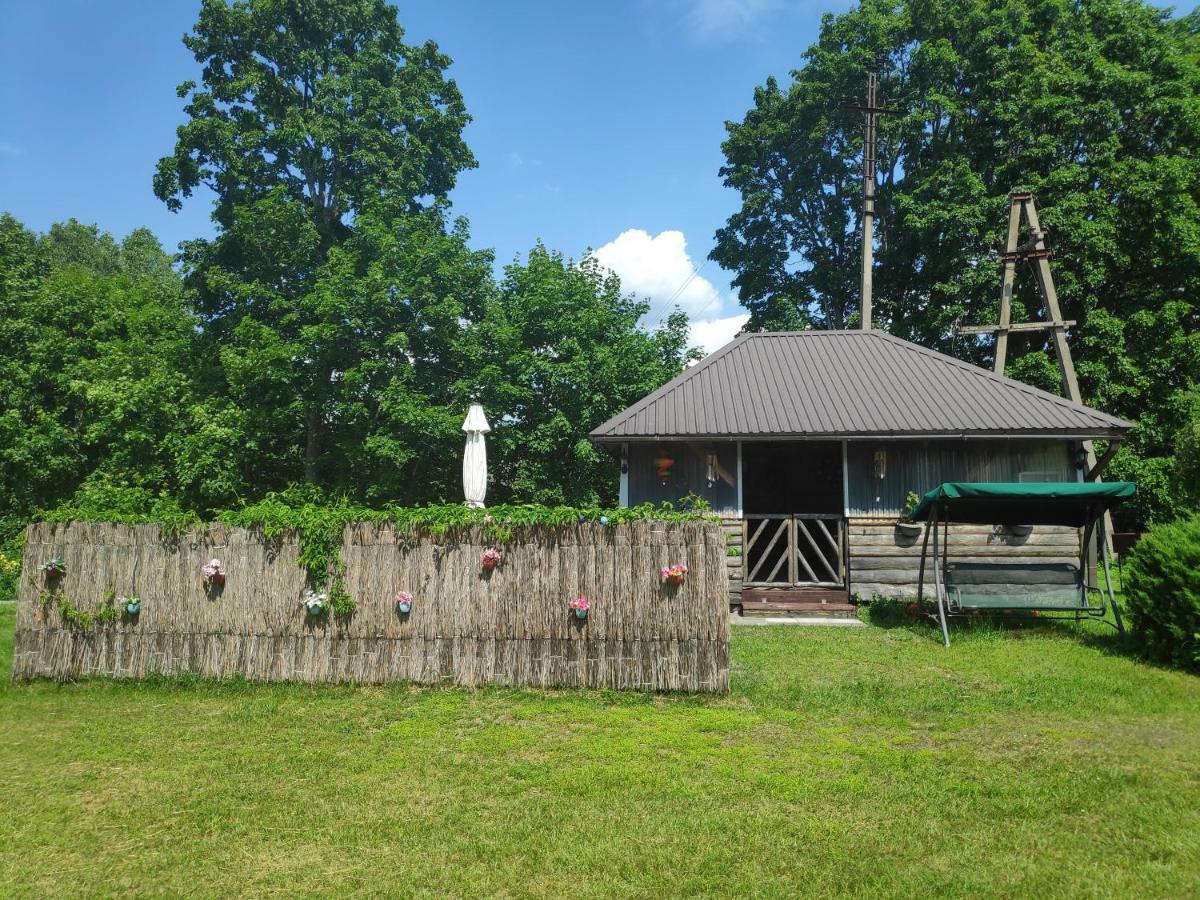 Uulu White House Puhkemajaホステル エクステリア 写真
